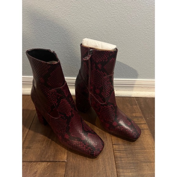 Michael Kors Marcella Booties Snakeskin Printed Leather Heel Dark Berry 9M‎ - Picture 1 of 7